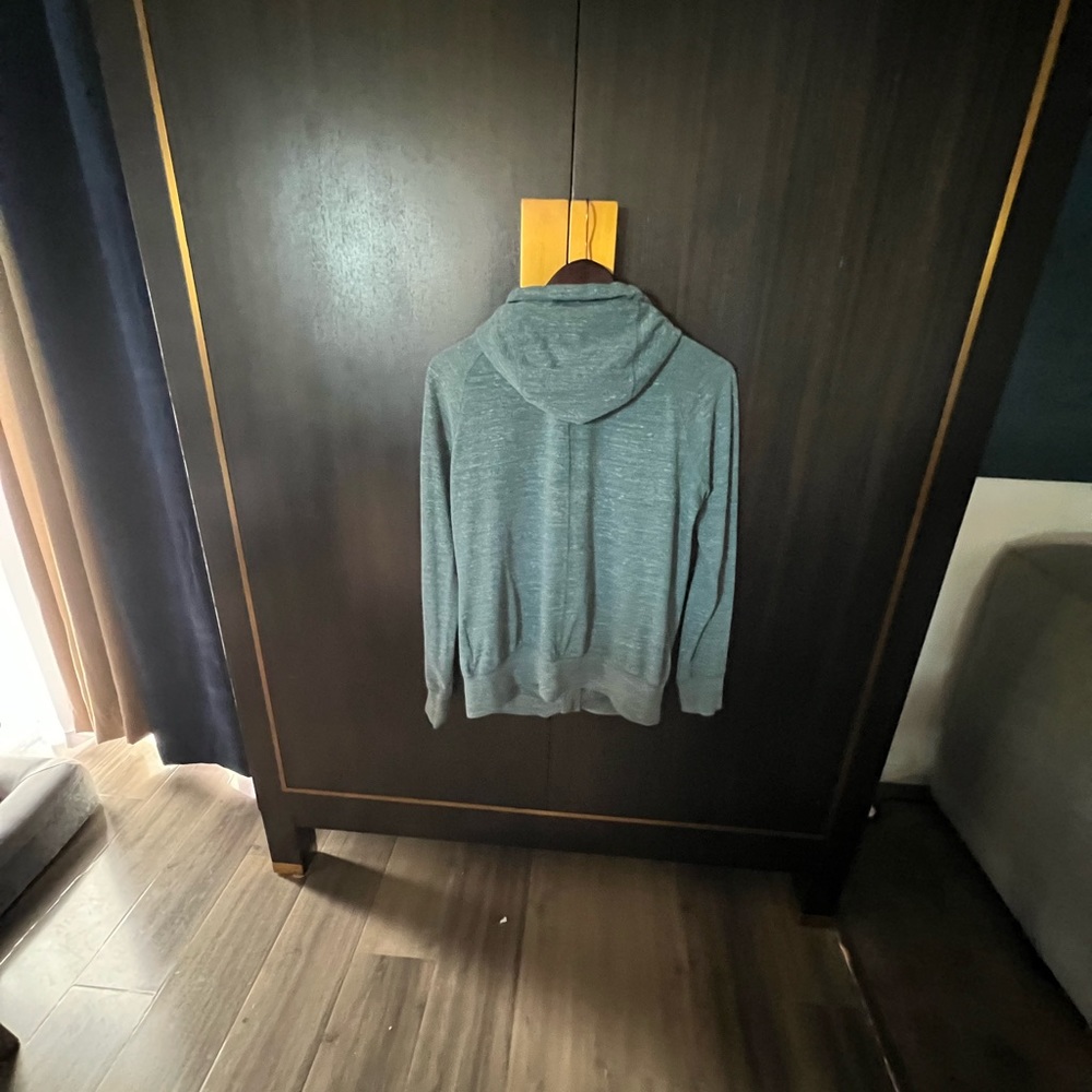 Nike - Picture 4 of 6